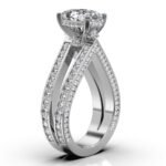 950 Platinum 4.2ct Oval Natural Diamond Halo Engagement Ring - Image 2