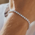 950 Platinum 4.08ct Round Natural Diamond Three-Prong Tennis Bracelet - Image 2