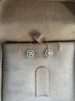 950 Platinum 0.60ct Round Moissanite Diamond Prong Setting Solitaire Stud Earrings - Image 3