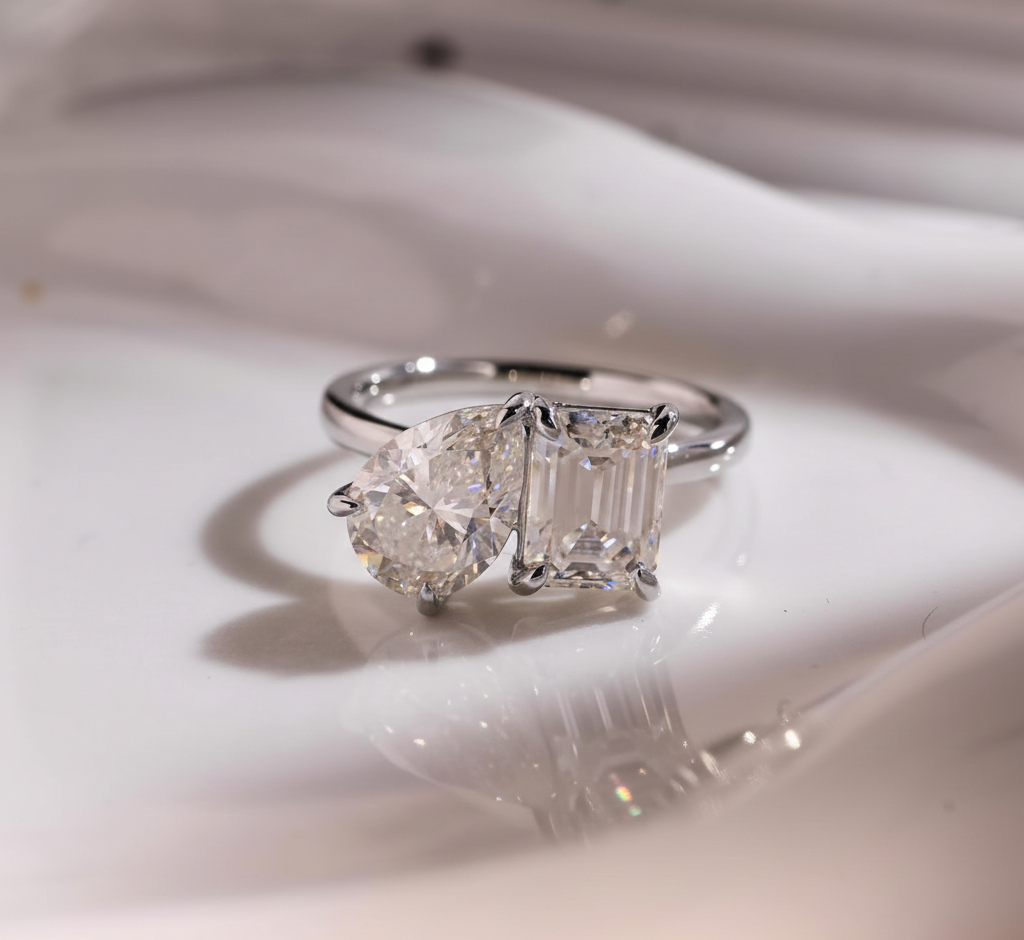 Gemini_Generated_Image_3zkdjf3zkdjf3zkd-e1768552673583.png Emerald and Pear Cut 4.00 CT Natural Diamond Toi et Moi Engagement Ring in 950 Platinum with Two Stone Setting - Image 1